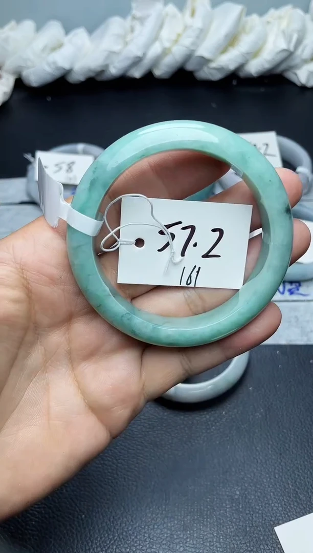 未镶嵌手镯翡翠161