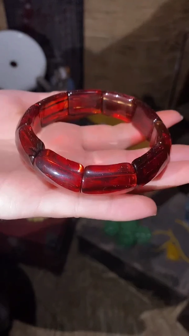 未镶嵌血珀手链永玉阁精品专属摆件
