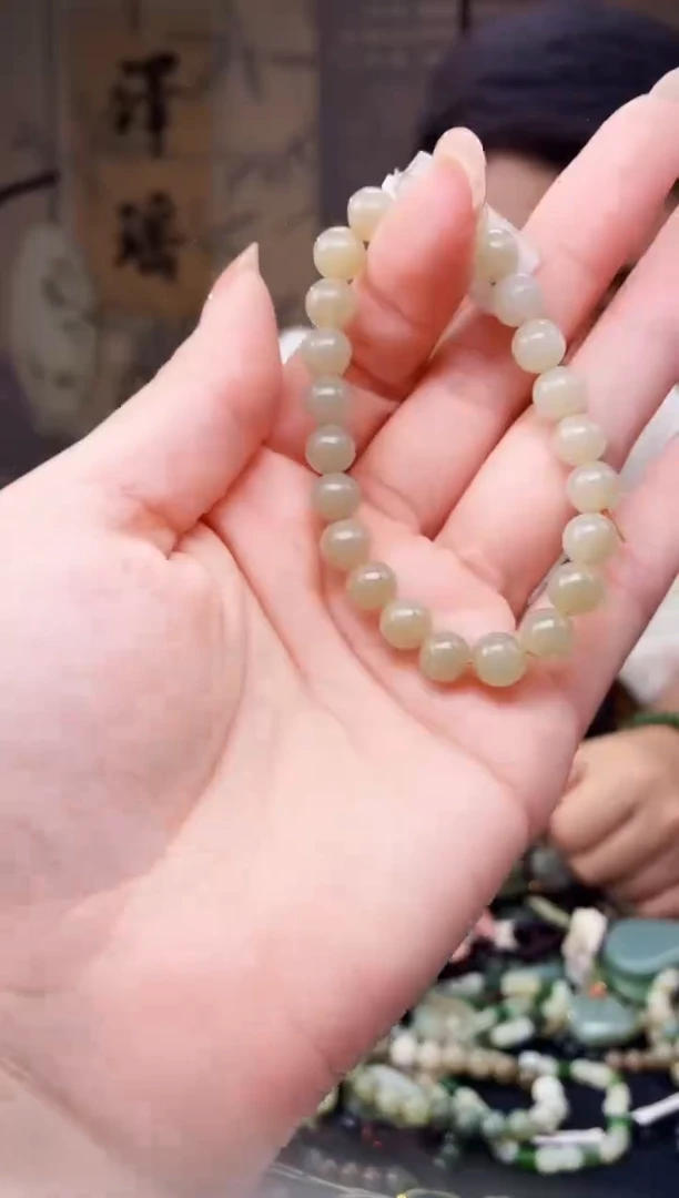 颈饰未镶嵌和田玉多样性发货，拍一发一