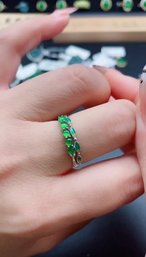 银S925镶嵌戒指翡翠1