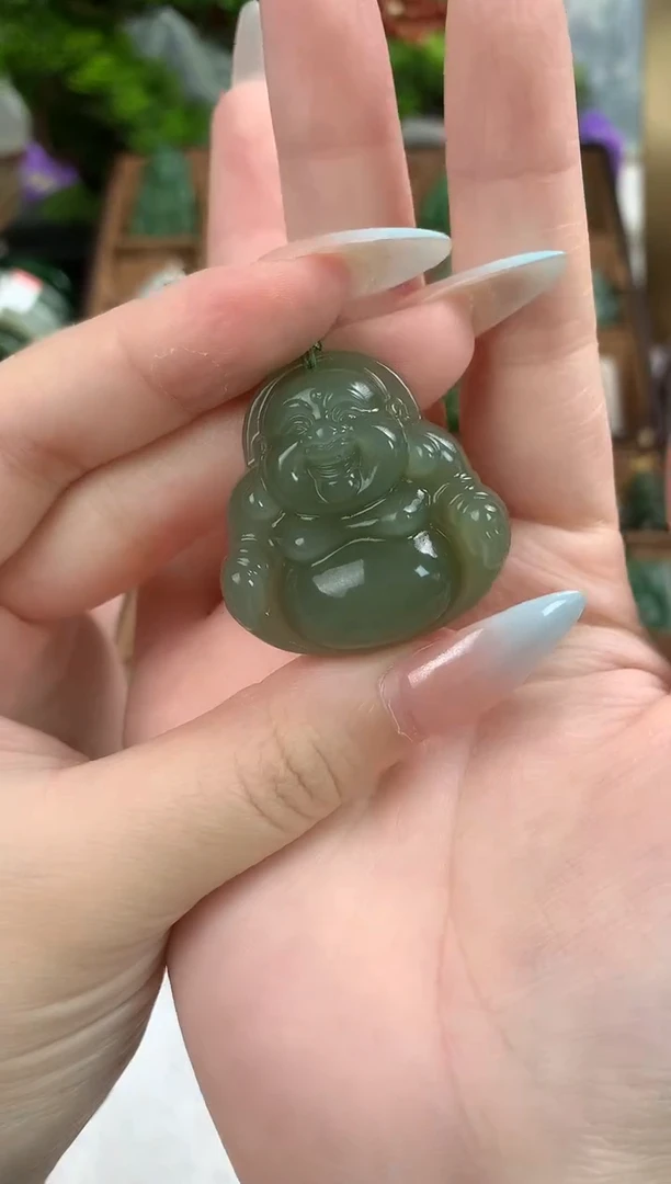 和田玉未镶嵌颈饰吊坠