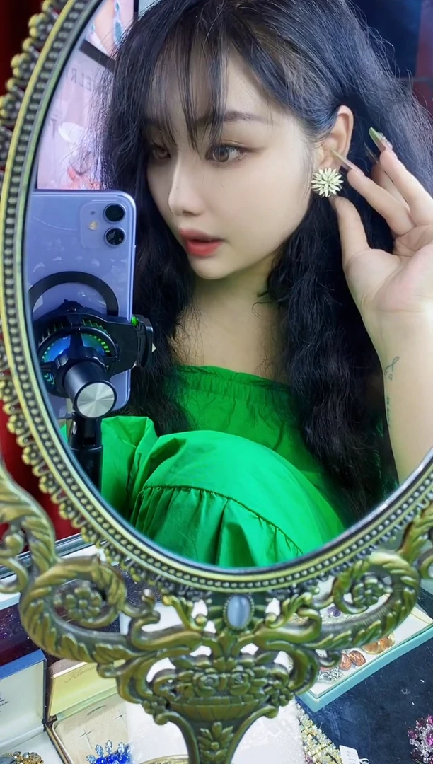 合金仿水晶合金楚楚中古珠宝甄选不退换