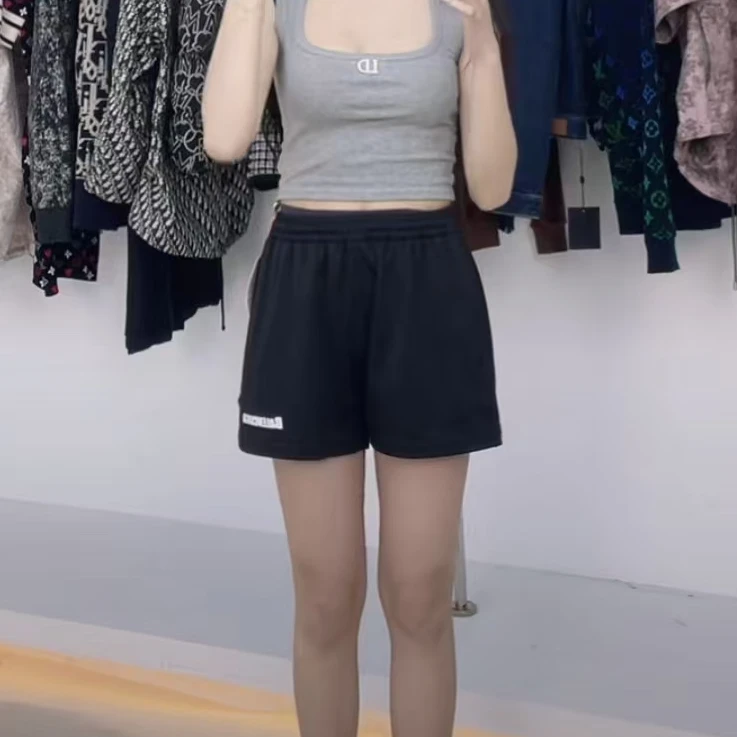全新未使用 Balenciaga/巴黎世家 纯色字母印花短裤 黑色