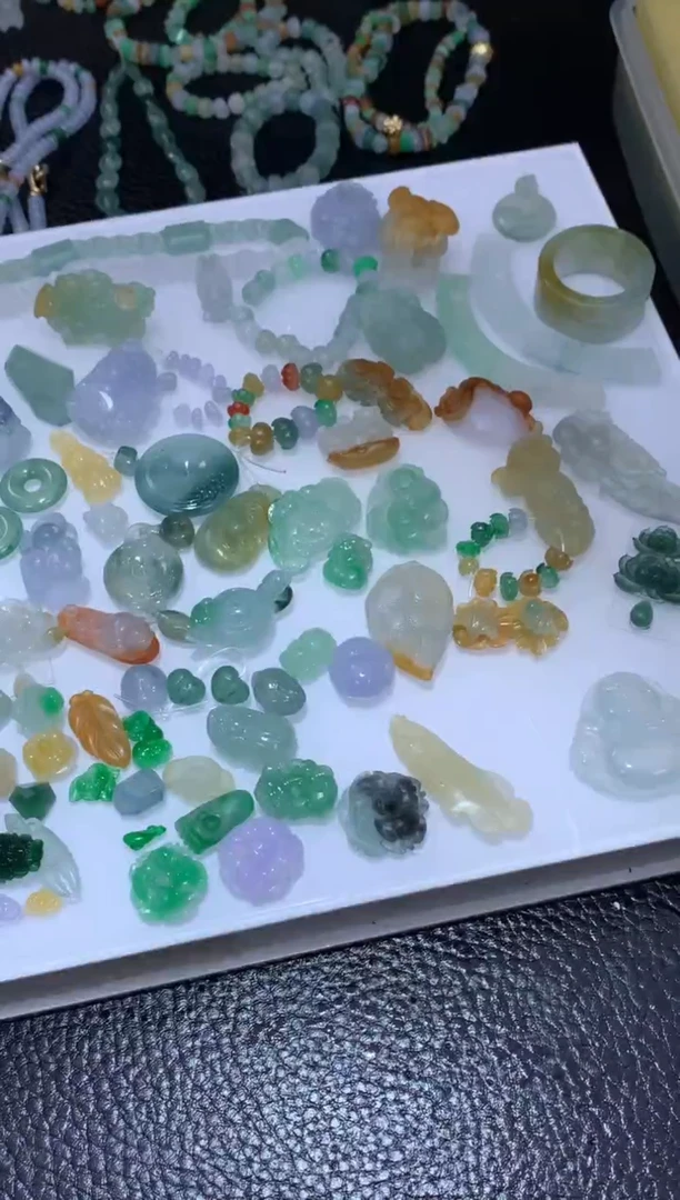 未镶嵌定制翡翠客服咨询链接