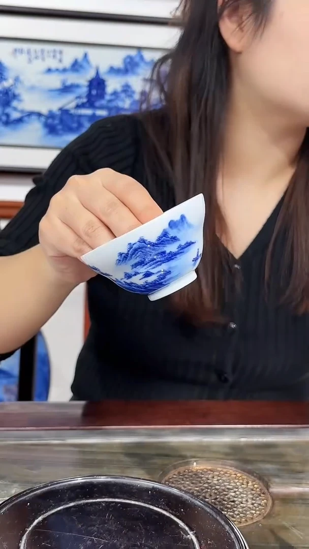 摆件瓷博会—吴小琴09