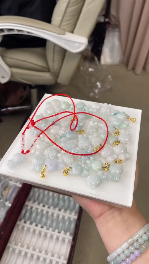 吊坠(不含链)未镶嵌翡翠多样性发一