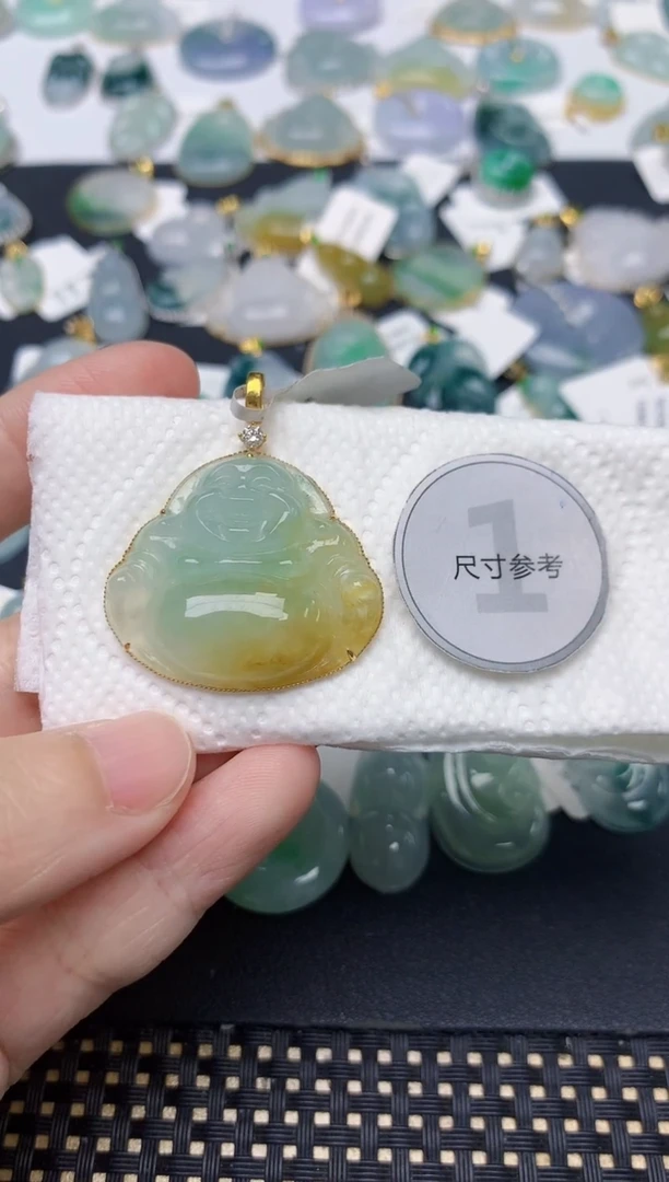 颈饰18K金镶嵌翡翠天然缅甸A货翡翠