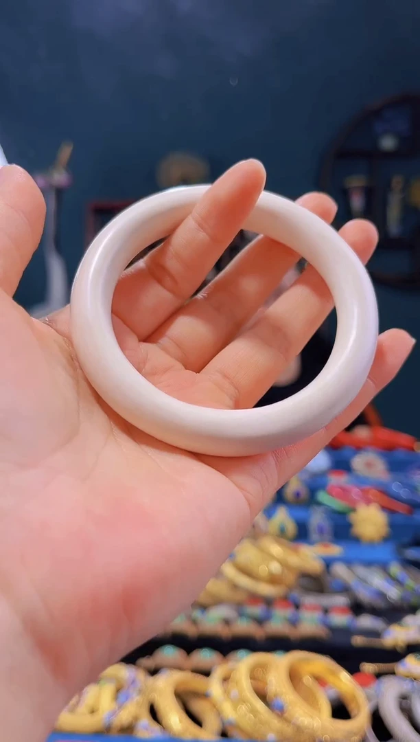 【闪购商品】非遗绝技 素漆手镯 白 61圈