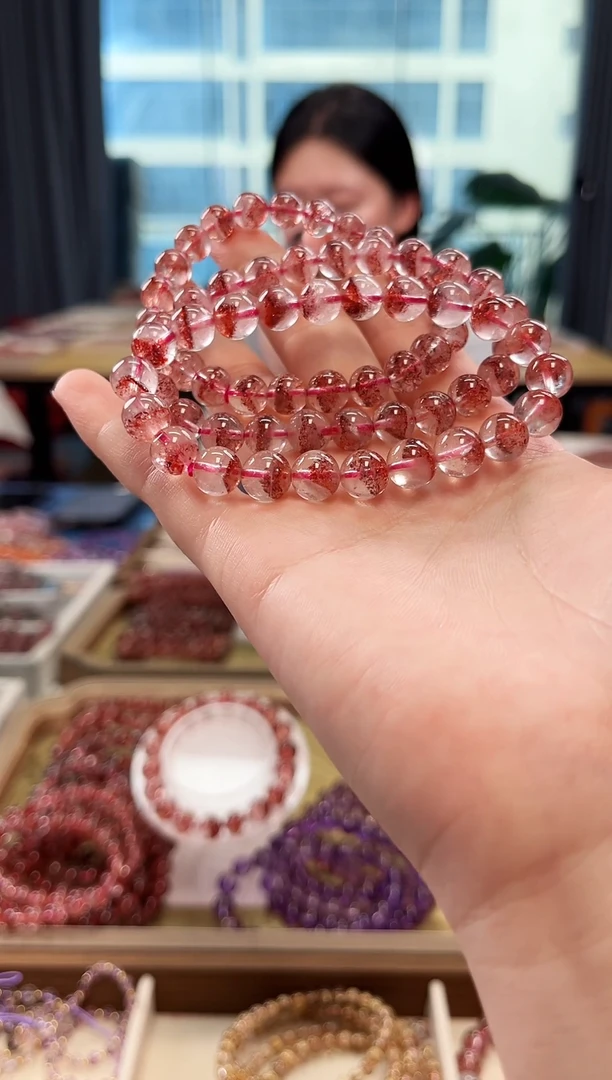 未镶嵌手串水晶金草莓超七单圈手串8mm【多样性发一】