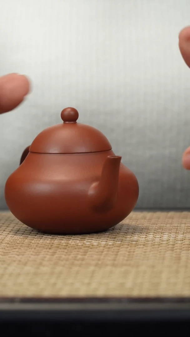 【闪购商品】紫砂茶壶朱泥小梨130c小暴砂