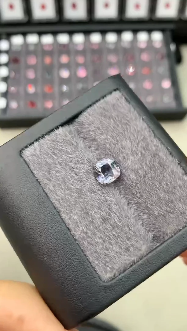 【闪购商品】定制尖晶石裸石未镶嵌2.66ct 枕型 金属灰色调