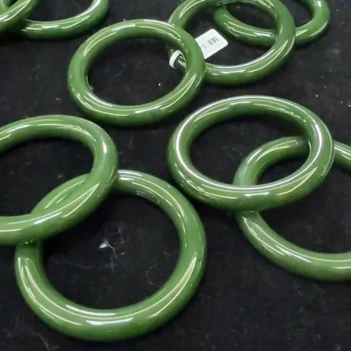 【老郑家】和田玉手镯一支 (多样性发1件)