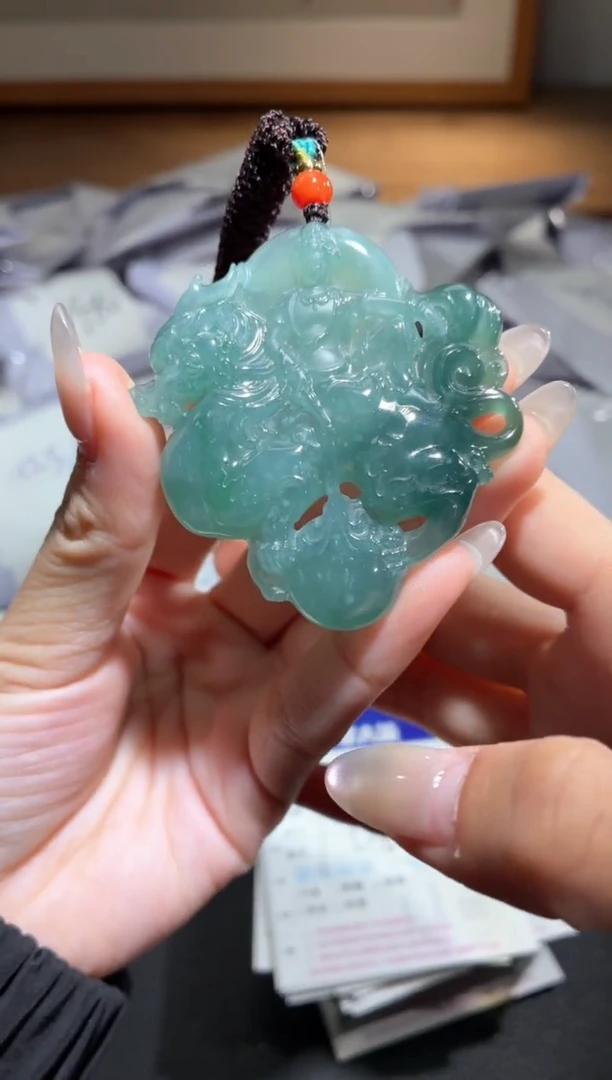 吊坠(不含链)未镶嵌翡翠观音