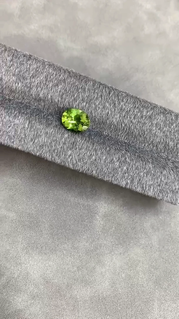 【闪购商品】橄榄石笔搁未镶嵌6橄榄石裸石多样性发一颗