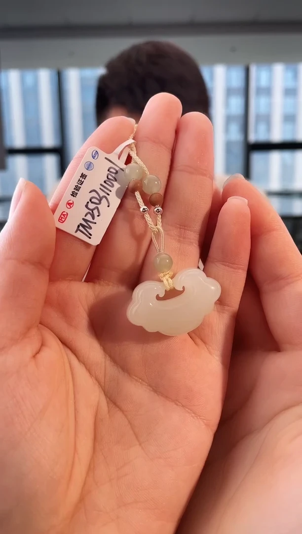 和田玉未镶嵌颈饰锁 xp