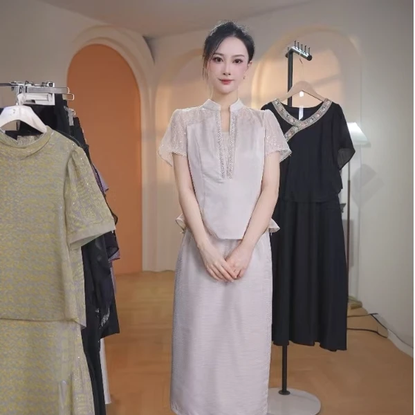 【赠送运费险】L8928 2025夏季新款气质时尚洋气减龄女奢华套装