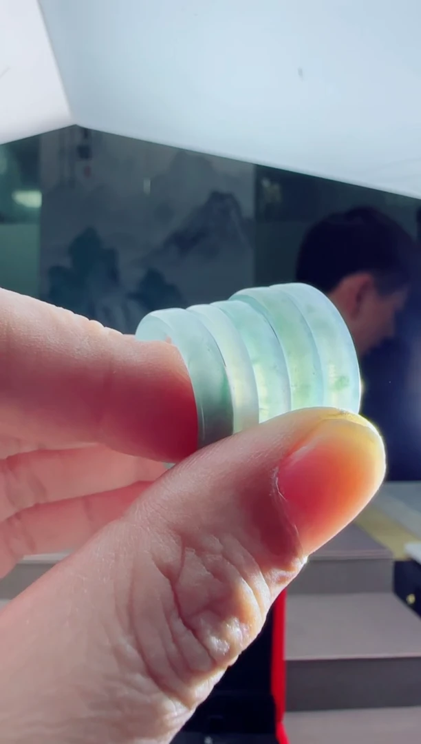 【闪购商品】翡翠颈饰未镶嵌戒圈