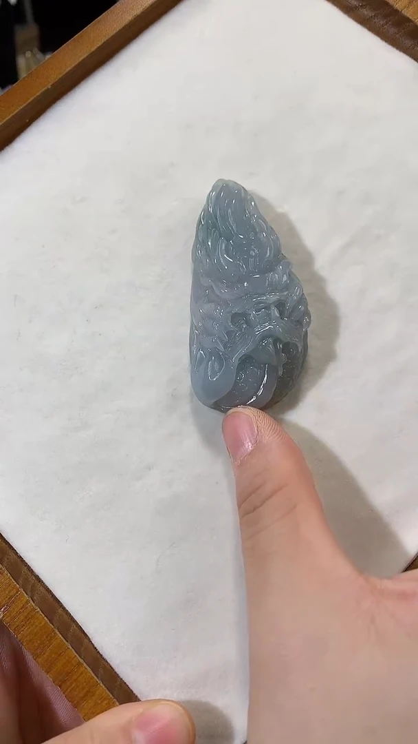 颈饰未镶嵌翡翠吊坠