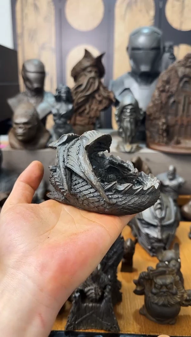 铁C**u实心铁艺--龙形烟灰缸