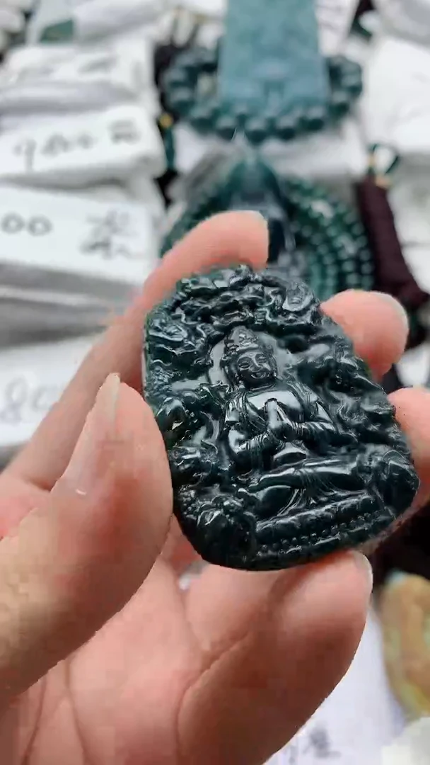 翡翠未镶嵌颈饰888888888888