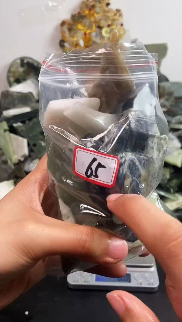 未镶嵌和田玉摆件65