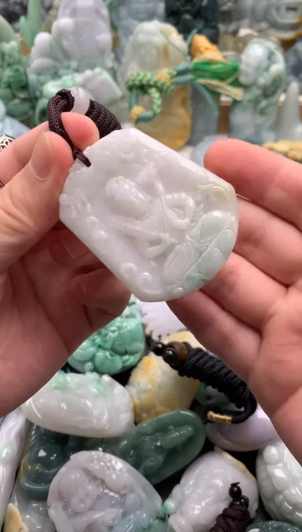 吊坠(不含链)未镶嵌翡翠1