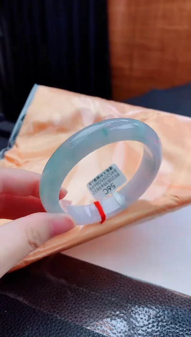 翡翠手镯未镶嵌缅甸天然翡翠A货手镯