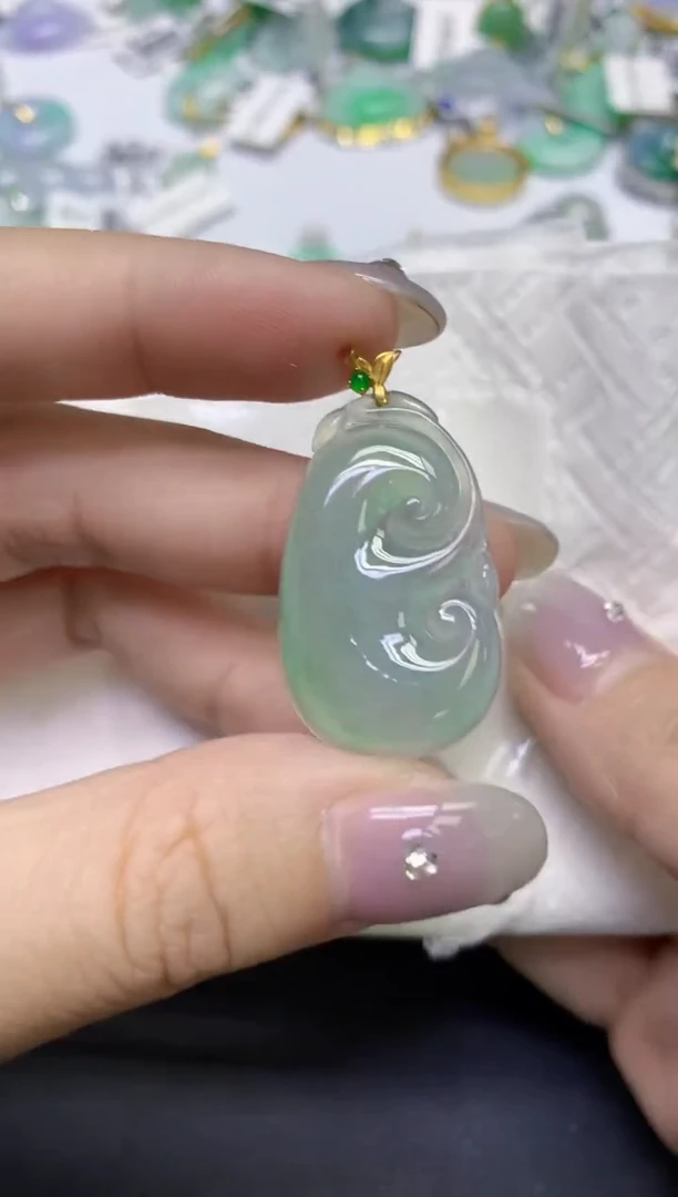 颈饰18K金镶嵌翡翠天然缅甸翡翠A货百元以上9元证书费自理