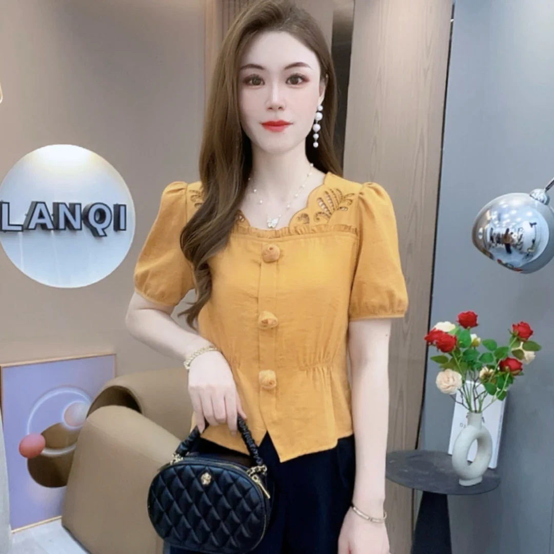 夏季新款时尚镂空立体花朵短袖衬衫女士洋气显瘦气质减龄百搭上衣