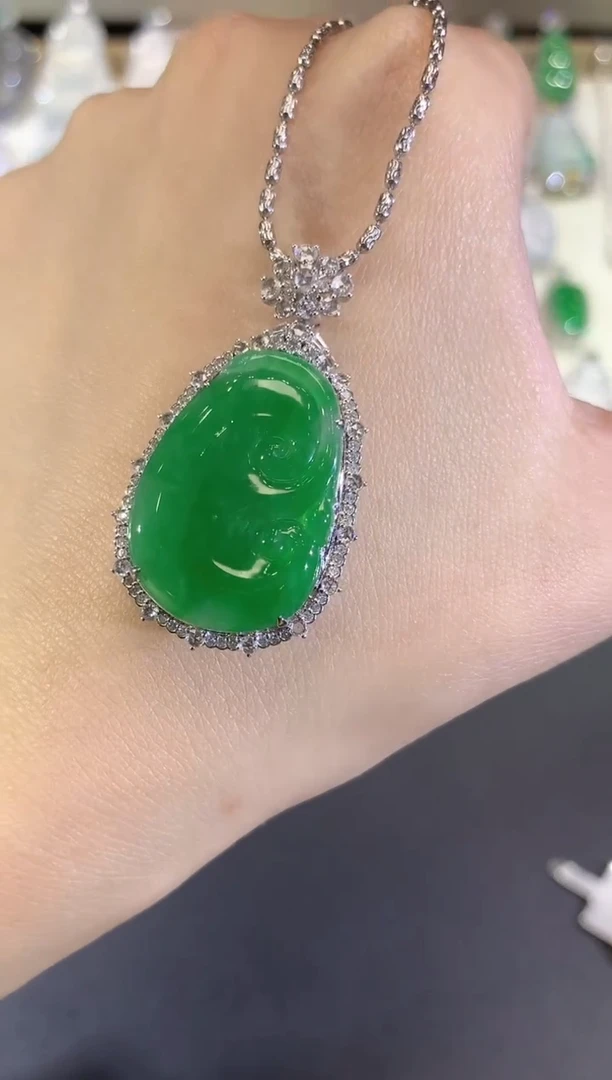 吊坠(不含链)18K金镶嵌翡翠53-如意（不含链和扣