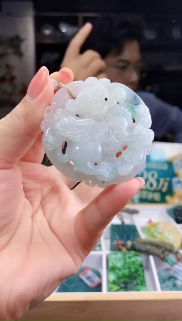 翡翠未镶嵌颈饰翡翠A货