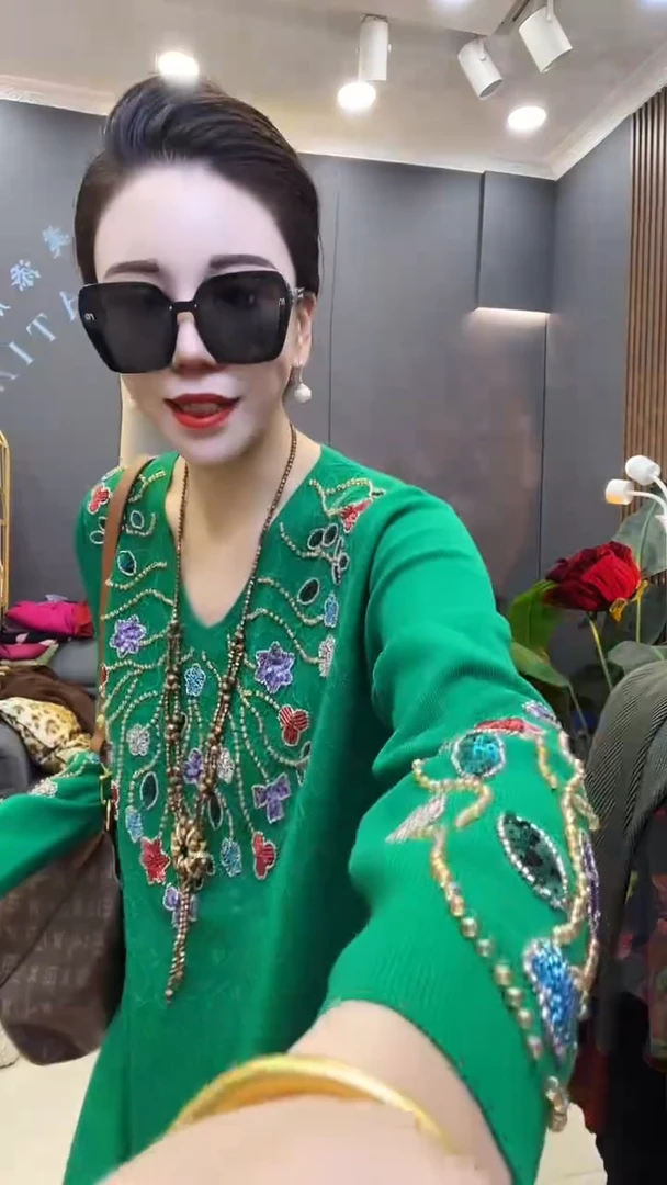 聚酯纤维（涤纶）绿色 裙