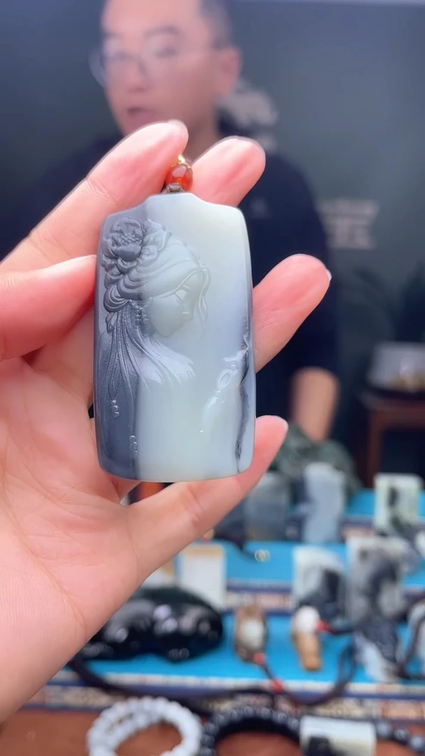 未镶嵌和田玉挂件1