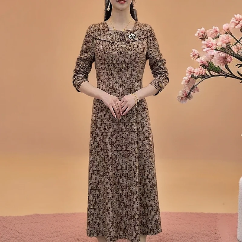 【爱娜女装】早春新款修身显瘦气质中国风优雅剑灵时尚洋气连衣裙