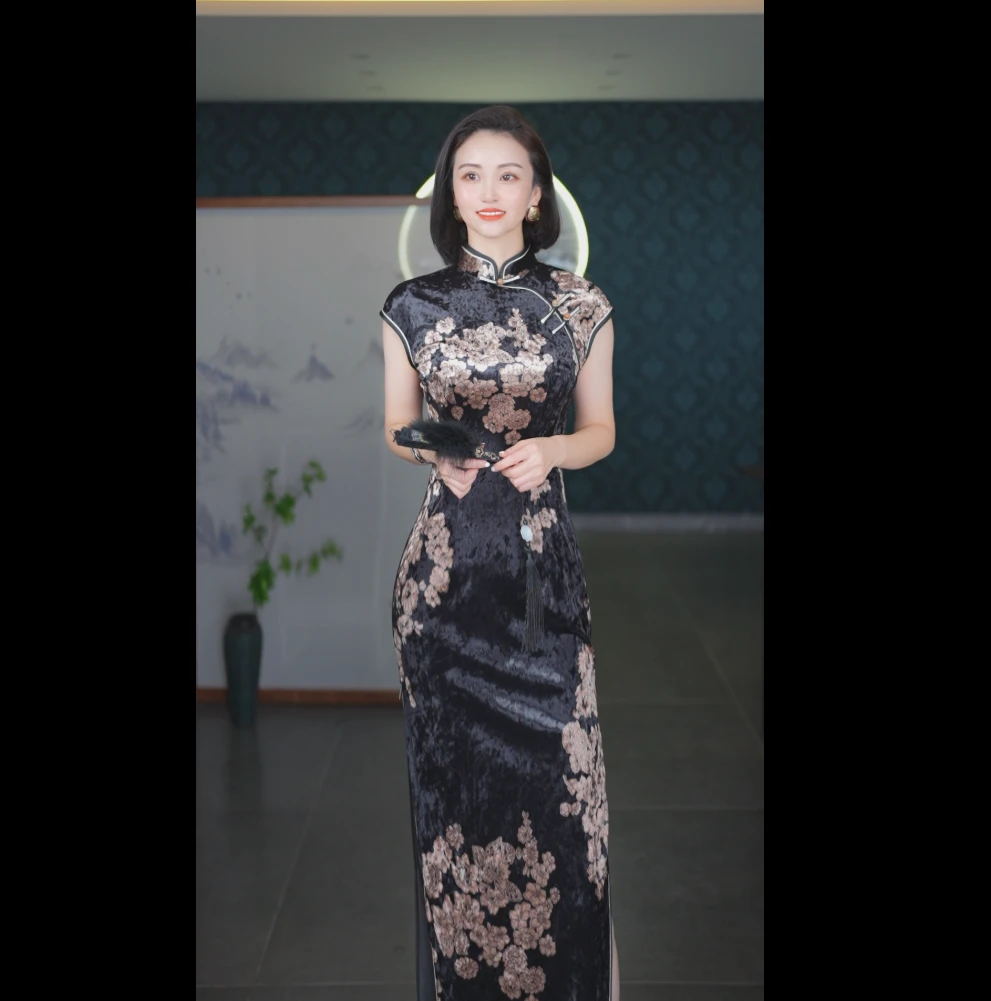 2025春季新款高端优雅长款新中式五福梅旗袍日常高级修身显瘦复古