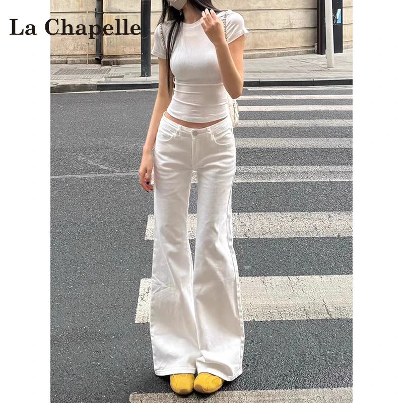 拉夏贝尔白色微喇牛仔裤女2025新款爆款显瘦美式不贴腿马蹄喇叭裤