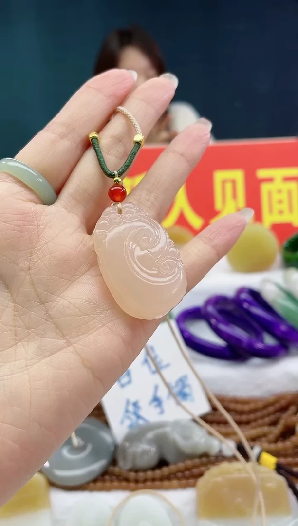 【闪购商品】和田玉颈饰未镶嵌1