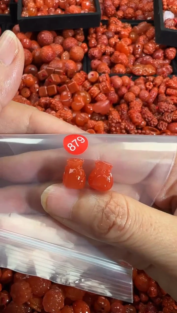南红玛瑙未镶嵌颈饰一**缘1