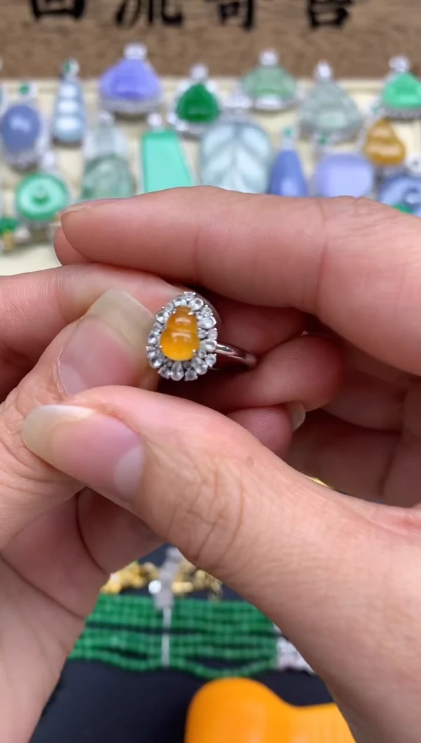 【闪购商品】翡翠戒指18K金镶嵌359-中国好珍宝