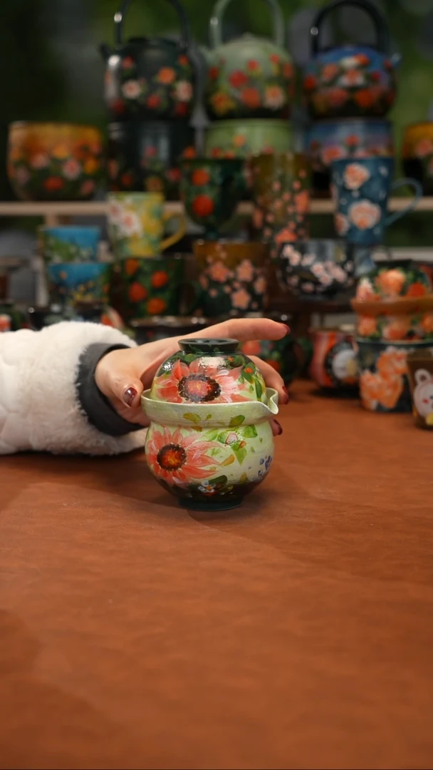 紫砂油画手绘釉下彩
