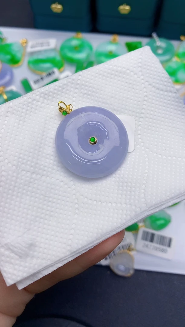 颈饰18K金镶嵌翡翠缅甸天然翡翠A货