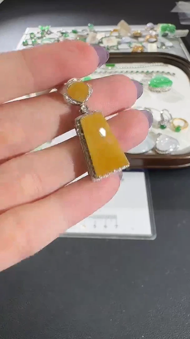 吊坠(不含链)18K金镶嵌翡翠【源头工厂】钻石镶嵌