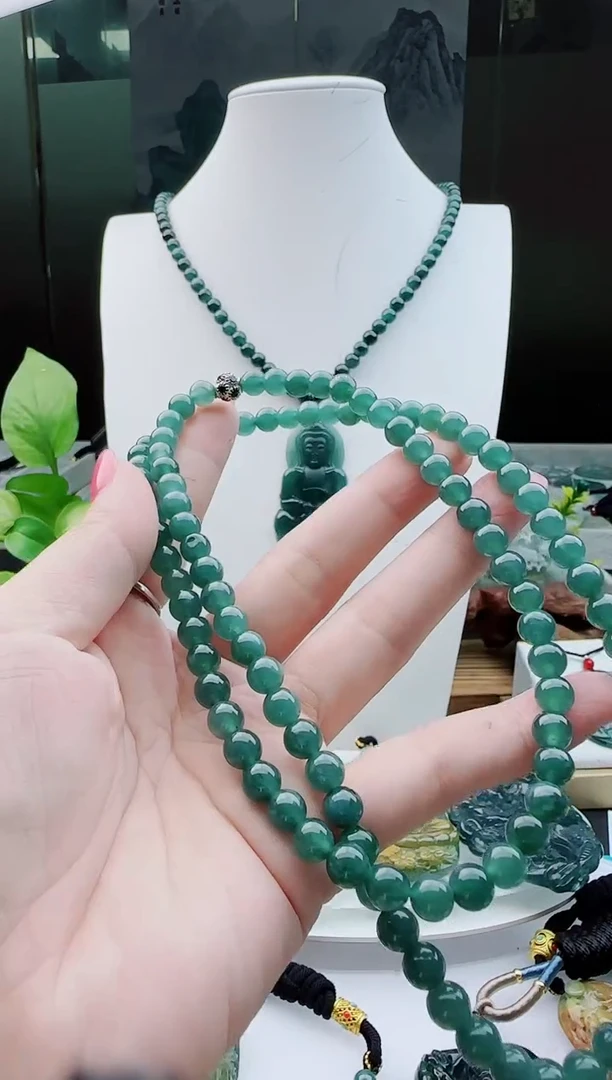 【闪购商品】翡翠颈饰未镶嵌多样性随机一件发货