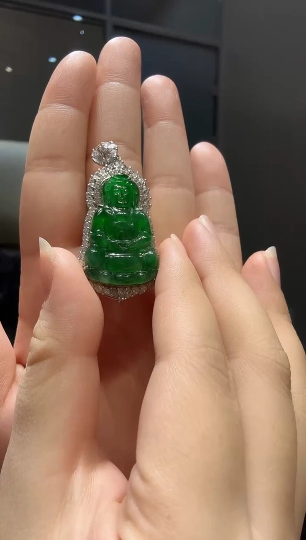 【闪购商品】翡翠吊坠(不含链)银S925镶嵌观音吊坠