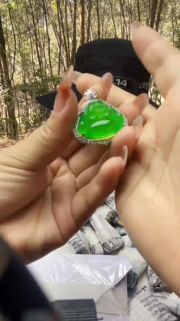 满色吊坠    所见即所得