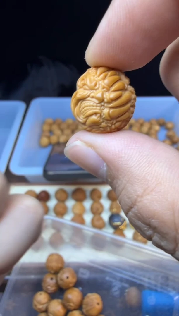 吊坠猴头核桃老款 吞噬