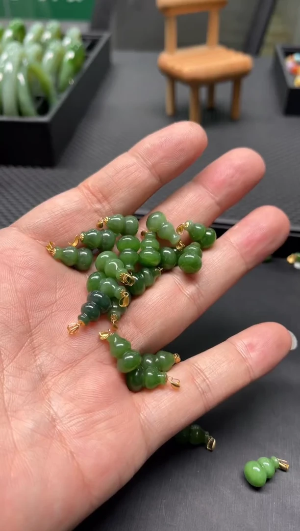 【闪购商品】和田玉吊坠18K金镶嵌多样性发1件