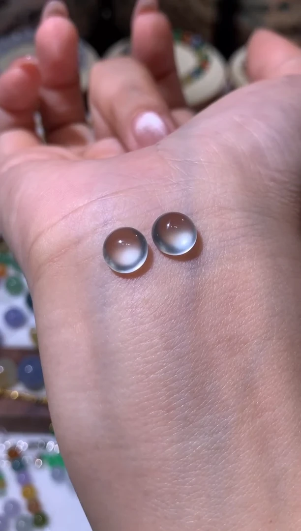 未镶嵌定制翡翠玻璃种蛋面一对