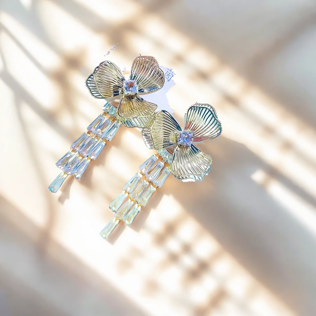 铜合金合成锆石耳饰 新中式花朵流苏耳环新款轻奢高级感耳坠时尚