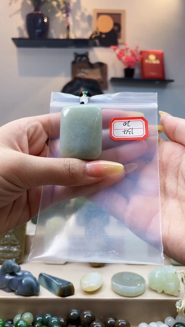 未镶嵌和田玉挂件1